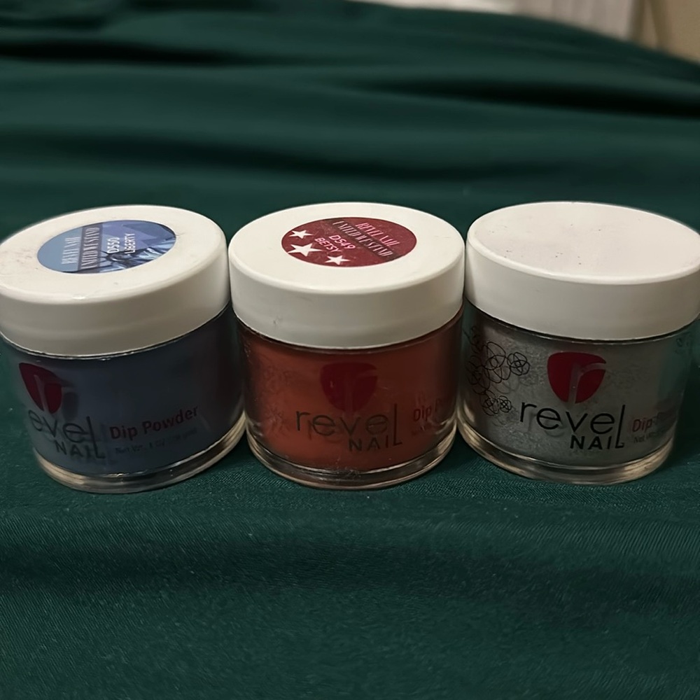 Revel Nail Powder!